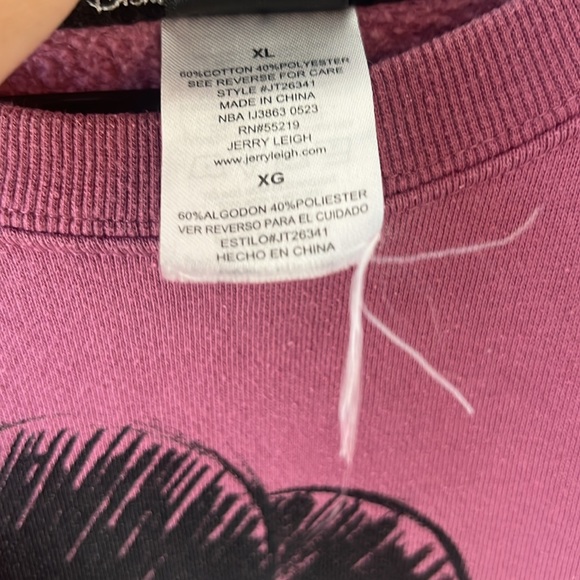 Disney Graphic Sweatshirt/Crewneck - Juniors XL - Picture 4 of 6